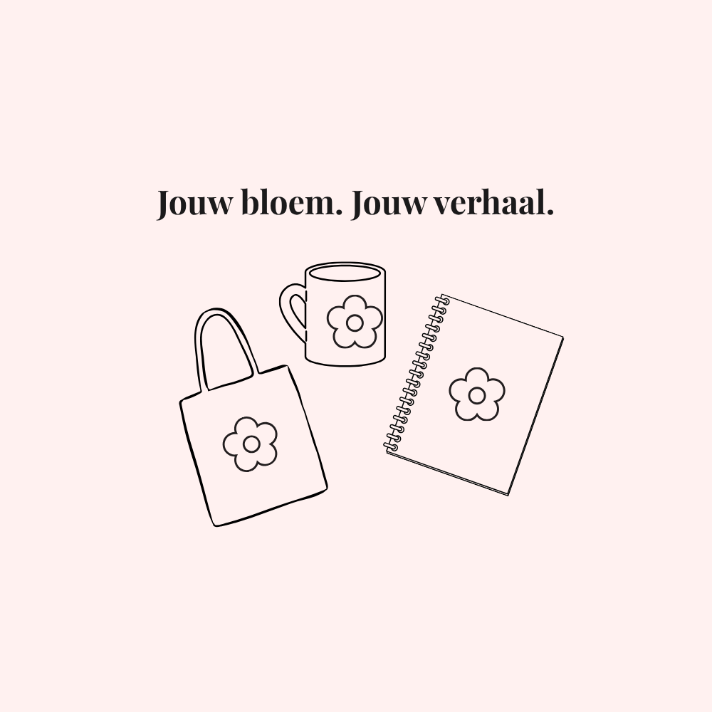 Collectieafbeelding  'Geboortebloem Cadeaus'  'Jouw bloem. Jouw verhaal.' met een lijntekening van een totebag, mok en notitieboek met bloemenillustraties op een zachte roze achtergrond.