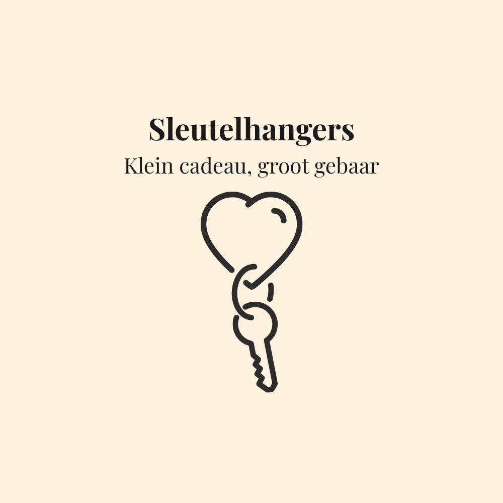 Collectie sleutelhangers – subtiele illustratie van sleutel met hanger