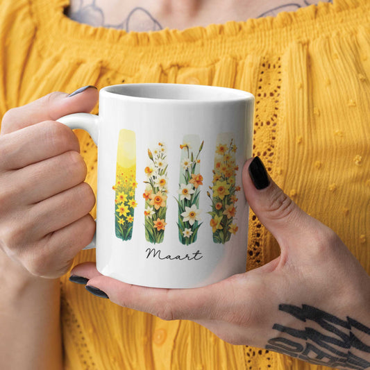 Maart – Geboortebloemen Mok met Brusheffect