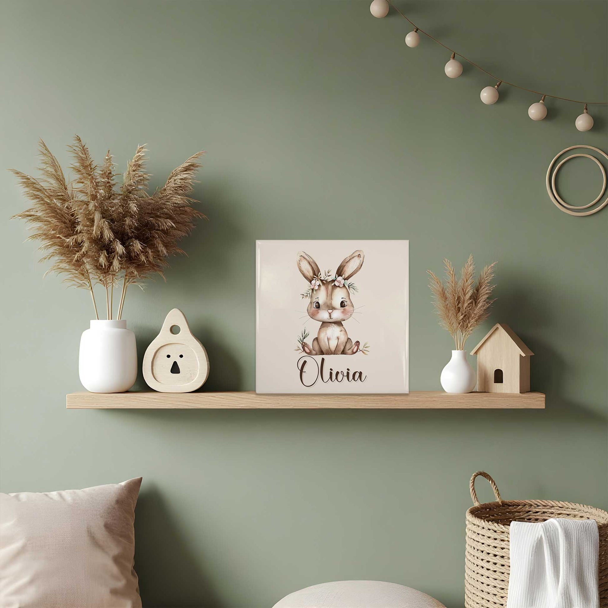 Baby tegeltje met boho konijntje en naam Olivia op houten plank